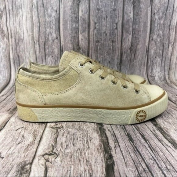 UGG Shoes - UGG Evera Classic Suede Leather Sherpa Lined Sneakers Wmns Size 5.5 Beige (1888)